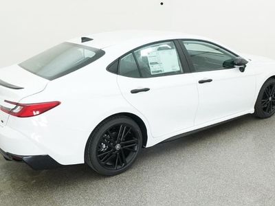 2026 Toyota Camry - Photo 15
