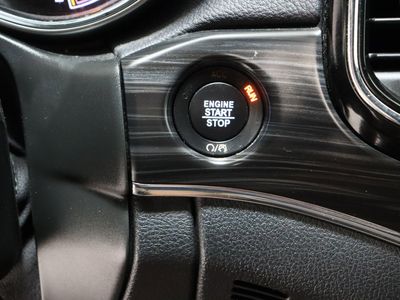 2020 Jeep Grand Cherokee RWD - Photo 18