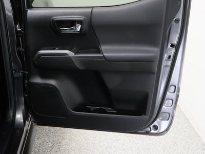 2023 Toyota Tacoma 4WD - Photo 33