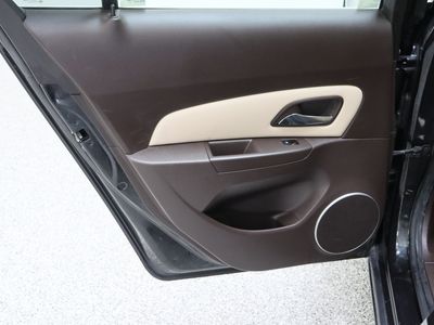 2011 Chevrolet Cruze FWD - Photo 23
