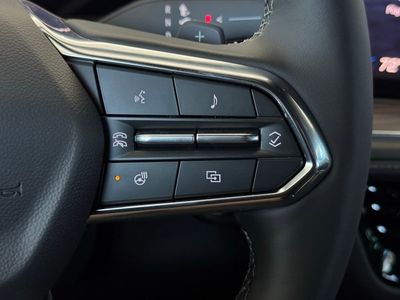 2026 Chevrolet Suburban LT - Photo 31
