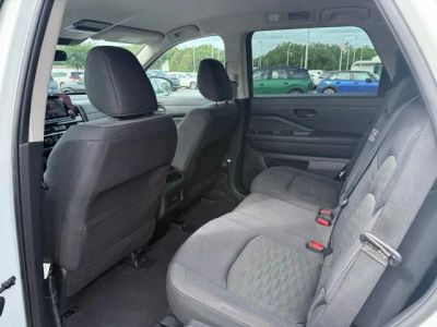 2023 Nissan Pathfinder - Photo 17