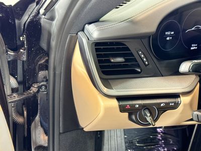 2024 Porsche 911 — photo 13 view