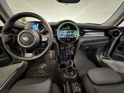 2024 MINI Hardtop 2 Door - Photo 15