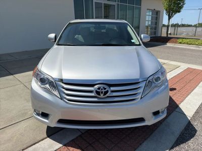 2011 Toyota Avalon - Photo 2