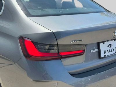 2025 BMW 3 Series - Photo 10