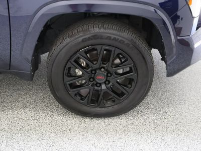 2023 Toyota Tundra 4WD - Photo 5