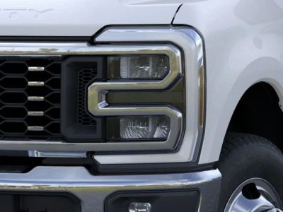 2026 Ford F-350SD — photo 18 view