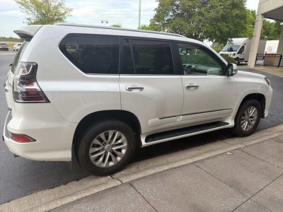 2015 Lexus GX - Photo 2