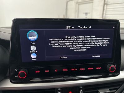 2023 Kia Forte - Photo 13
