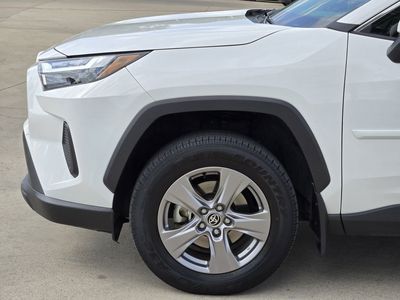 2024 Toyota RAV4 Hybrid - Photo 6