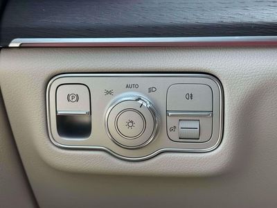 2026 Mercedes-Benz GLE — photo 21 view