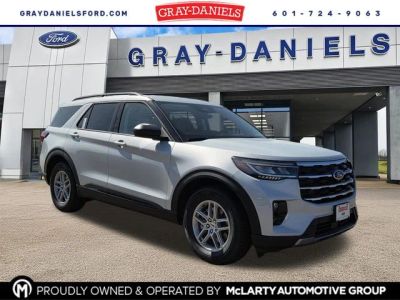 2026 Ford Explorer Active — front three-quarter view