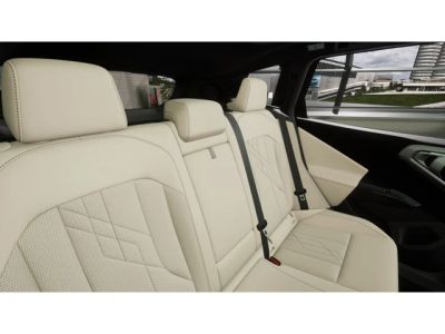 2026 BMW X3 — photo 12 view