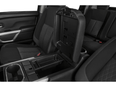 2021 Nissan Titan — photo 11 view