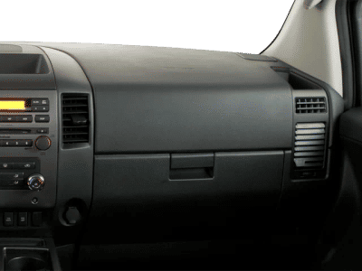 2010 Nissan Titan — photo 16 view