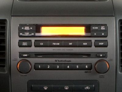2010 Nissan Titan — photo 8 view
