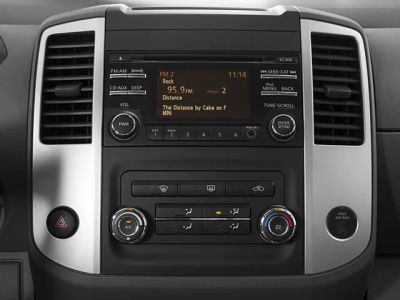 2014 Nissan Frontier — photo 7 view