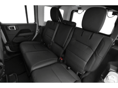2021 Jeep Wrangler — photo 10 view
