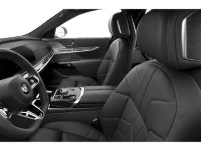 2023 BMW 7 Series — engine compartment view