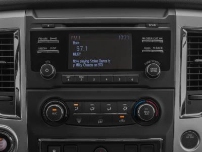 2017 Nissan Titan - Photo 13