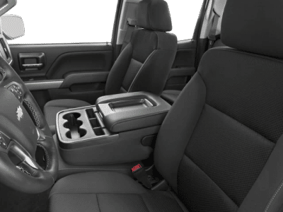 2018 Chevrolet Silverado 1500 — engine compartment view