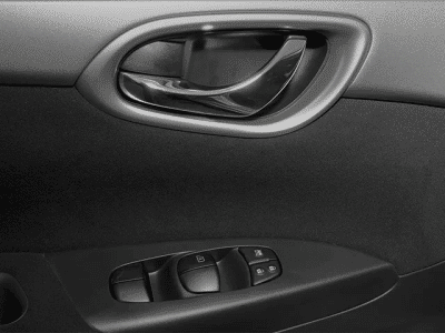 2014 Nissan Sentra — photo 17 view