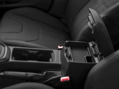 2017 Ford Focus — photo 12 view