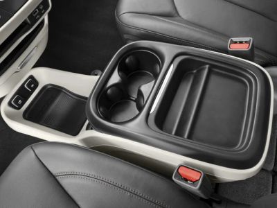 2017 Chrysler Pacifica — photo 12 view
