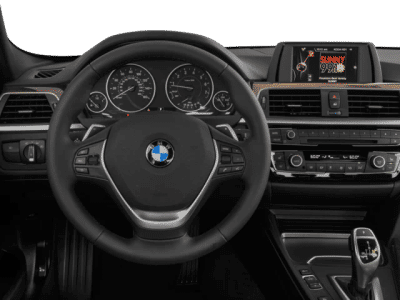 2017 BMW 3 Series - Photo 10