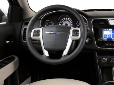 2013 Chrysler 200 — interior view