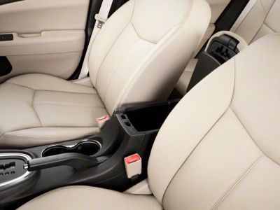 2013 Chrysler 200 — photo 13 view