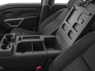 2017 Nissan Titan - Photo 18