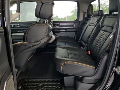 2026 Ram 1500 — photo 10 view