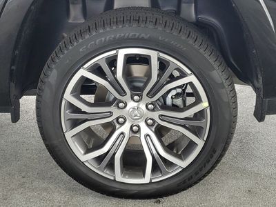 2026 Ram 1500 — photo 8 view