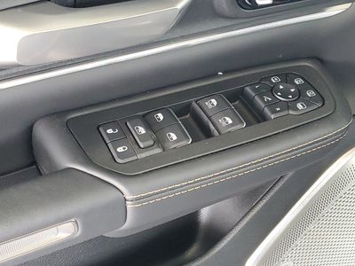 2026 Ram 1500 — photo 16 view