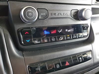 2025 Ram ProMaster Cargo Van - Photo 27