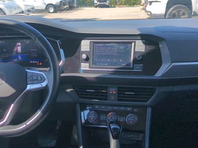 2024 Volkswagen Jetta - Photo 17