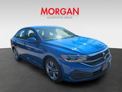 2024 Volkswagen Jetta - Photo 2