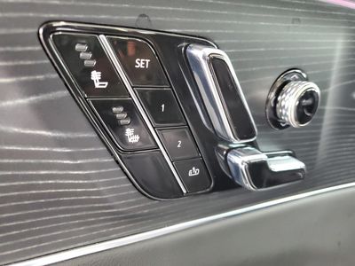 2024 Cadillac LYRIQ - Photo 19