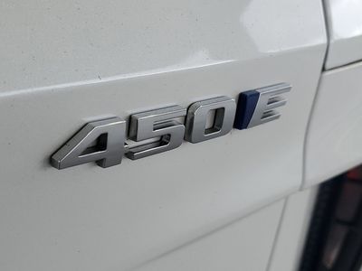 2024 Cadillac LYRIQ - Photo 6
