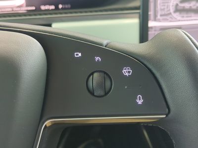 2022 Tesla Model X - Photo 28