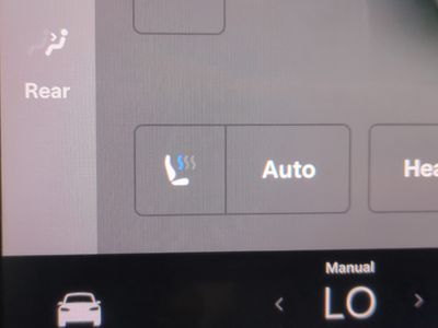 2022 Tesla Model X - Photo 25