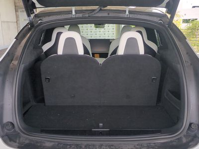 2022 Tesla Model X - Photo 13
