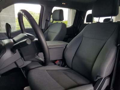 2025 Ford F-150 - Photo 18
