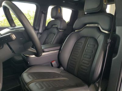 2023 Rivian R1T - Photo 20