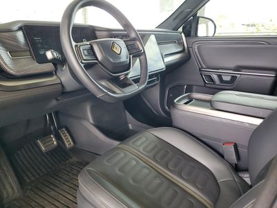 2023 Rivian R1T - Photo 18