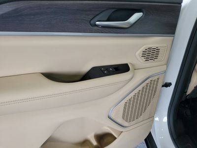 2024 Jeep Grand Cherokee 4xe - Photo 13