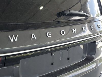 2022 Jeep Wagoneer - Photo 5
