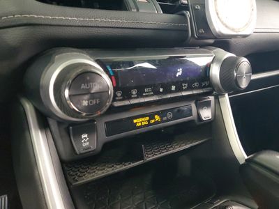 2021 Toyota RAV4 - Photo 27